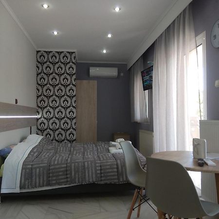 Villa Agnanti Apts And Suites Agio Pnevma エクステリア 写真
