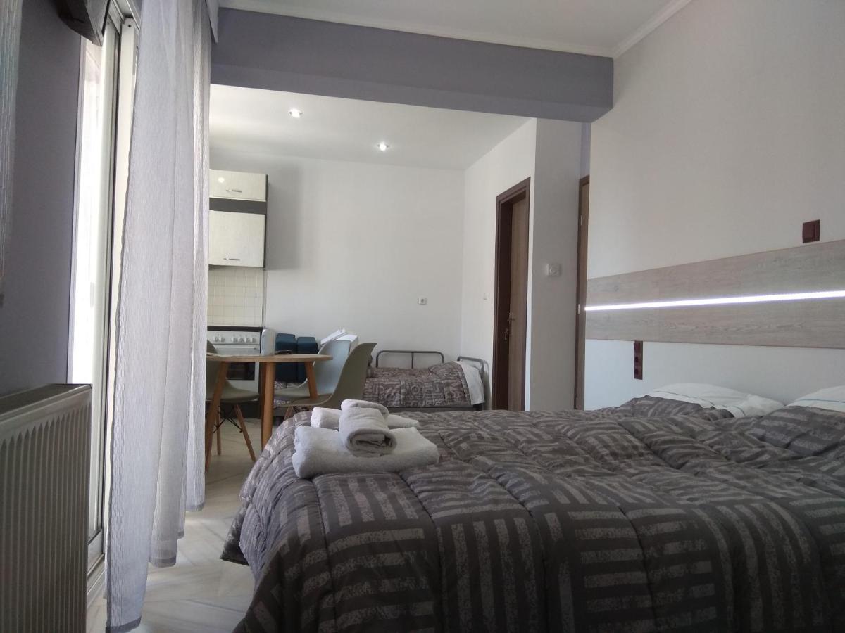 Villa Agnanti Apts And Suites Agio Pnevma エクステリア 写真