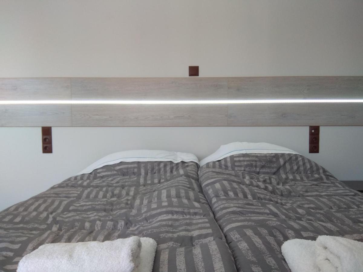 Villa Agnanti Apts And Suites Agio Pnevma エクステリア 写真