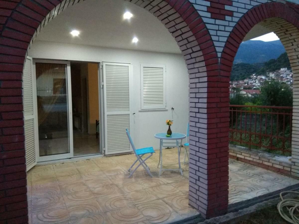 Villa Agnanti Apts And Suites Agio Pnevma エクステリア 写真