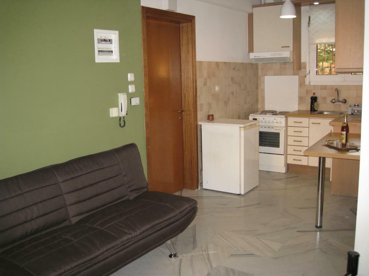 Villa Agnanti Apts And Suites Agio Pnevma エクステリア 写真